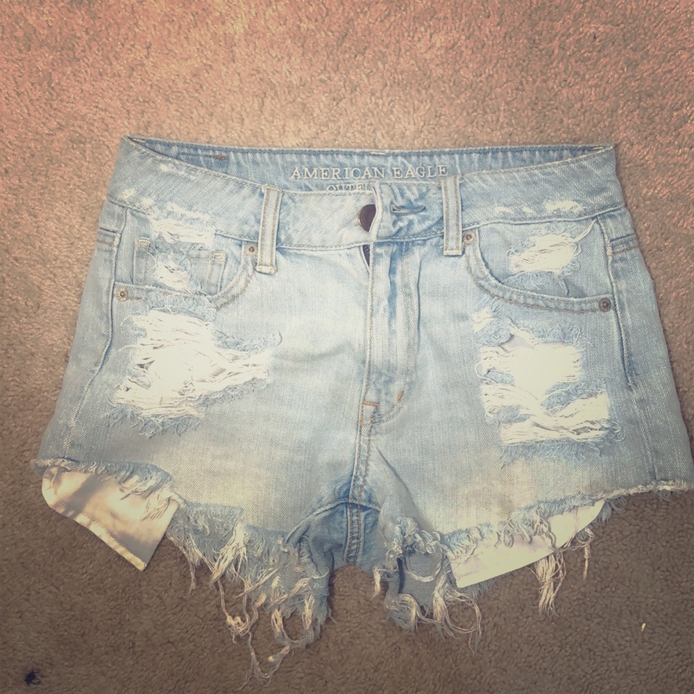 America eagle ripped shorts🤍